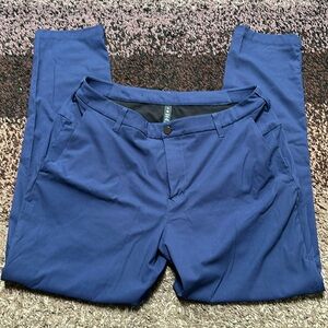 Brand new Lululemon Stretch Nylon Classic-Tapered Golf Pant 32" length 36” waist